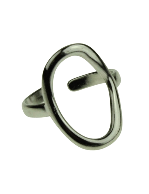 Carola | oval silver hamret fingerring